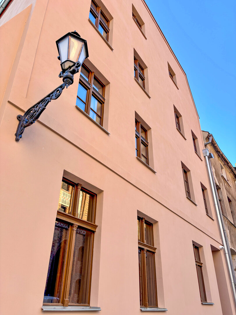 Apartament w kamienicy Piekary 1-3 po renowacji