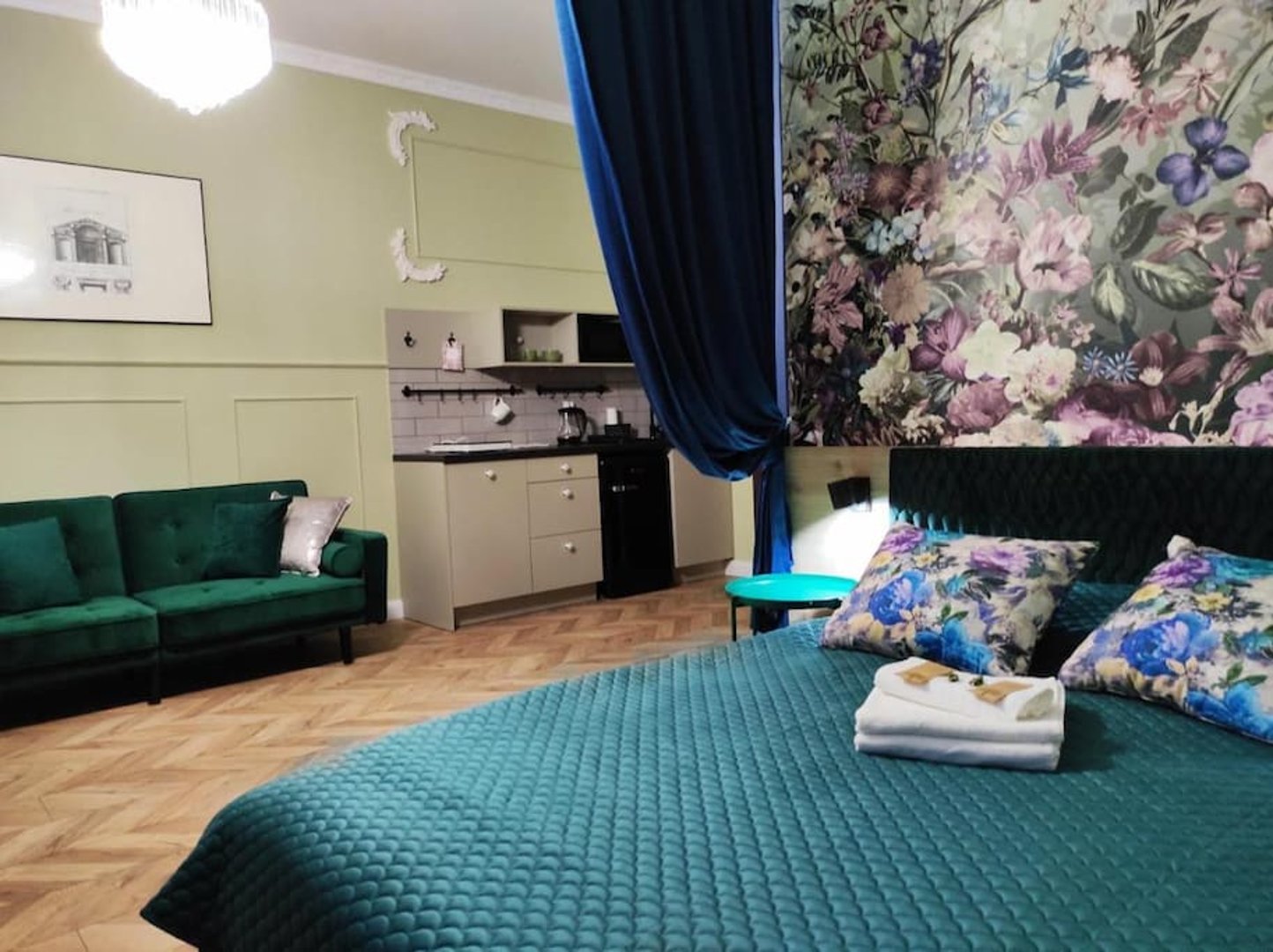Petite Visite No. 16 Apartment