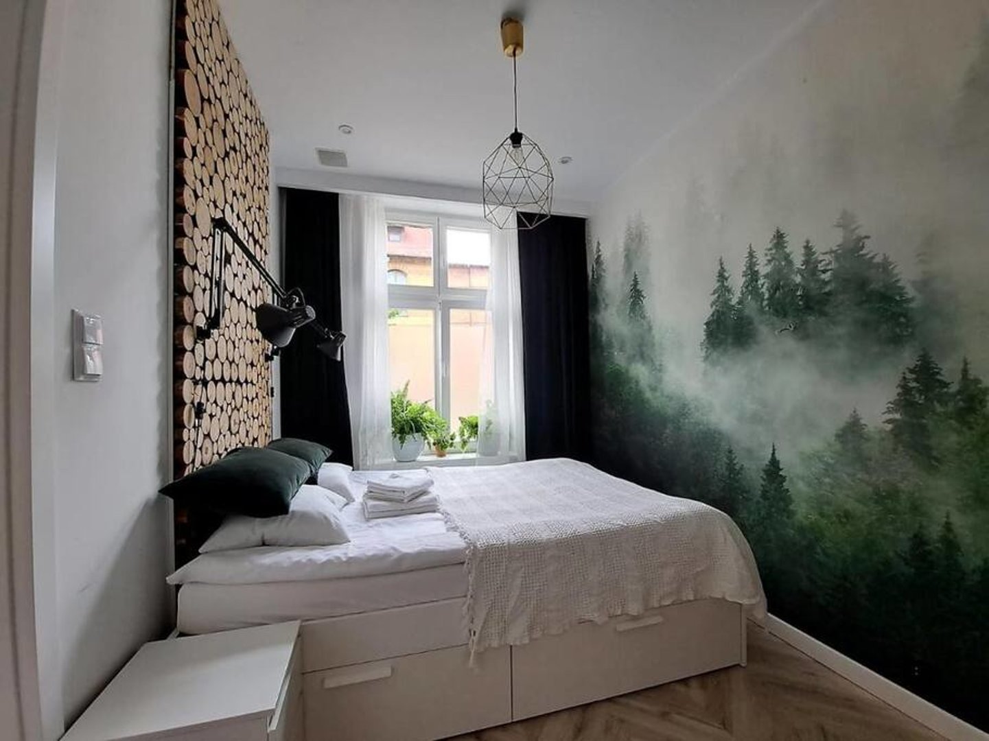 ParkSide Apartment + private parking