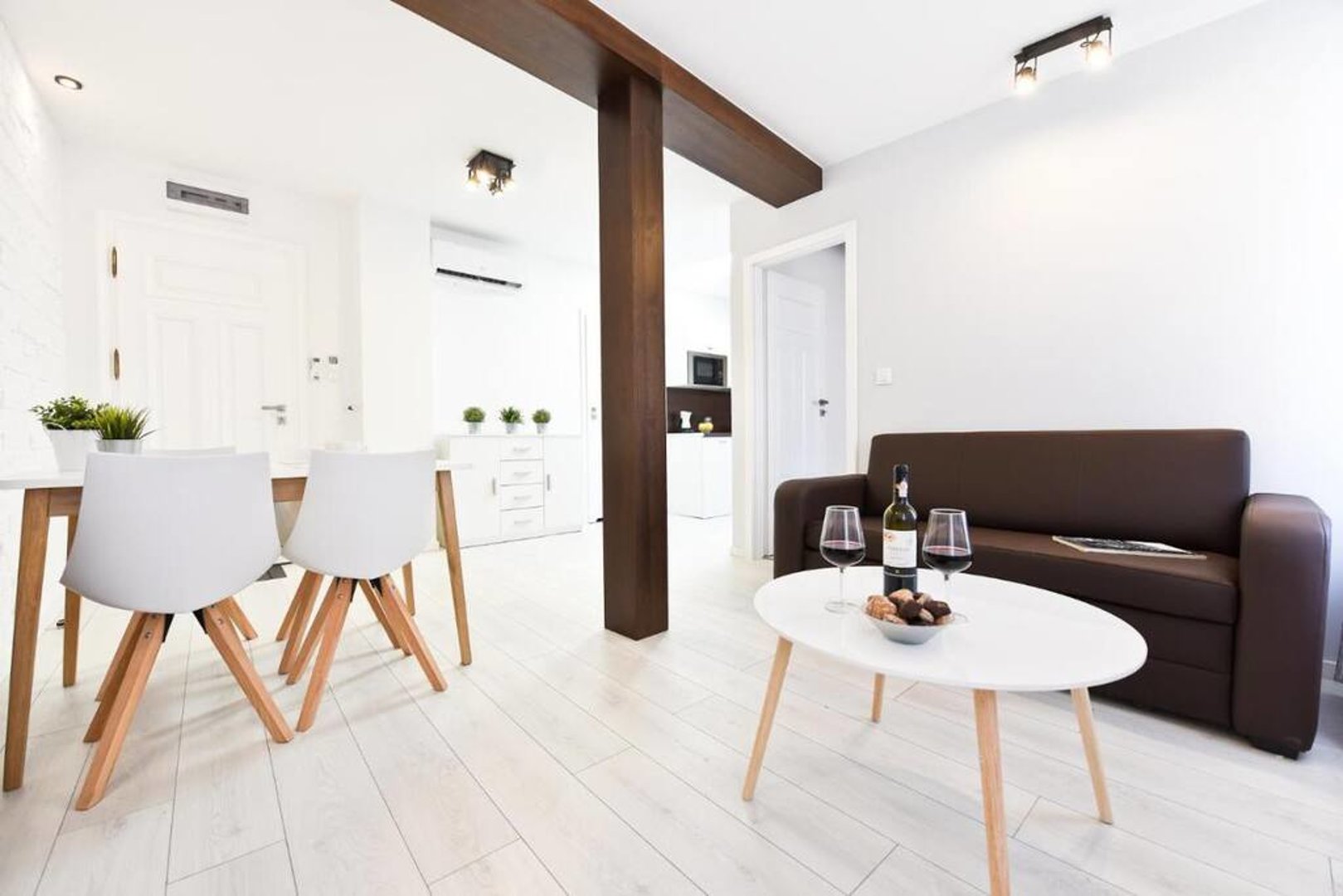 Julia Apartment